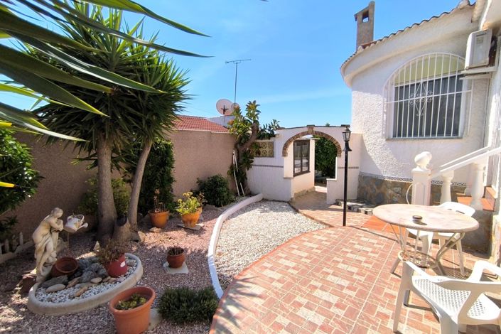 Image No.16-2 Bed Villa for sale