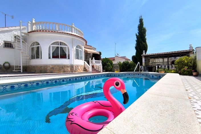 Image No.2-2 Bed Villa for sale