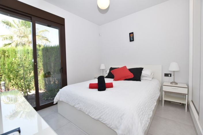 Image No.20-2 Bed Property for sale
