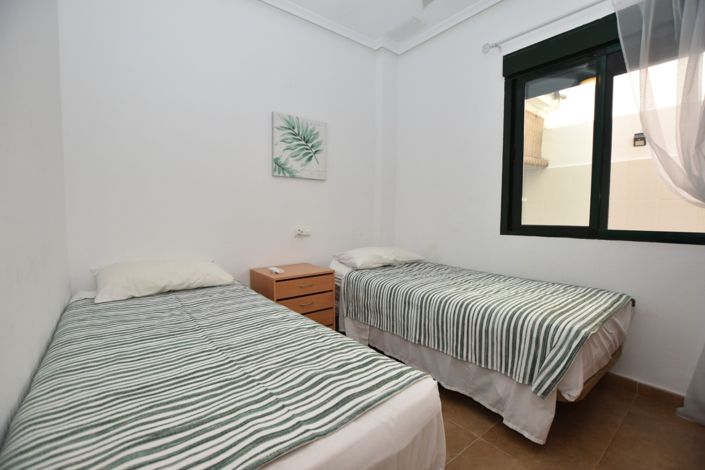 Image No.6-3 Bed Property for sale