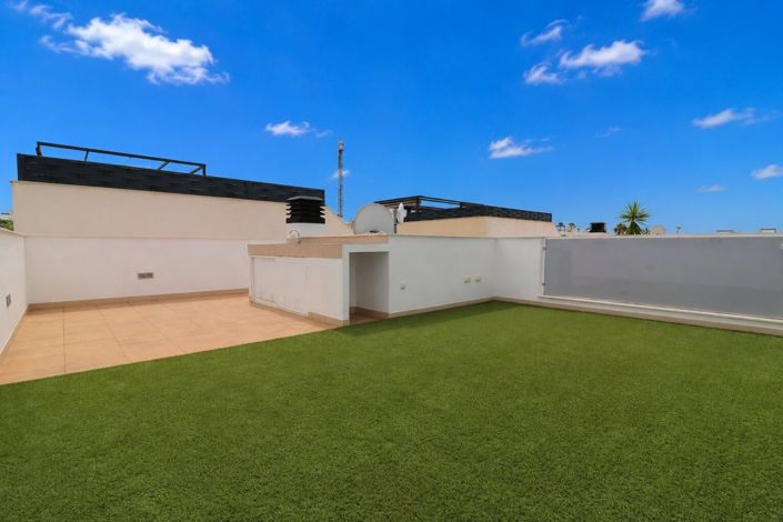 Image No.4-3 Bed Villa for sale