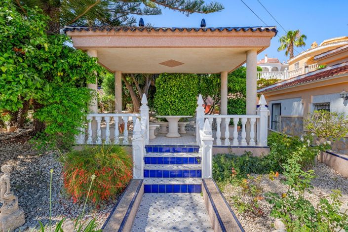 Image No.7-4 Bed Villa for sale