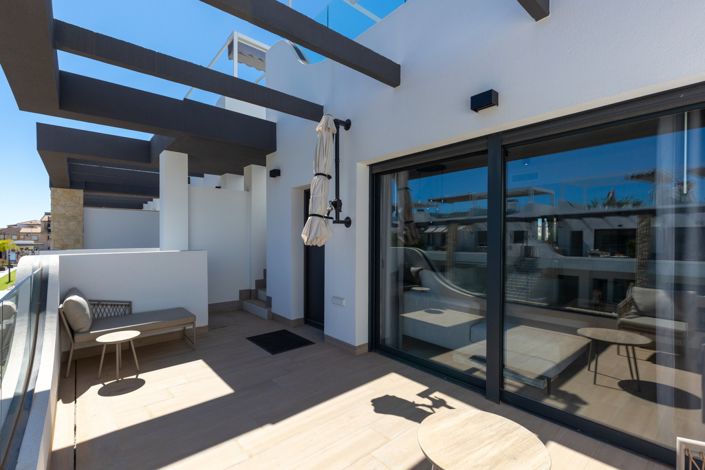 Image No.3-2 Bed Property for sale
