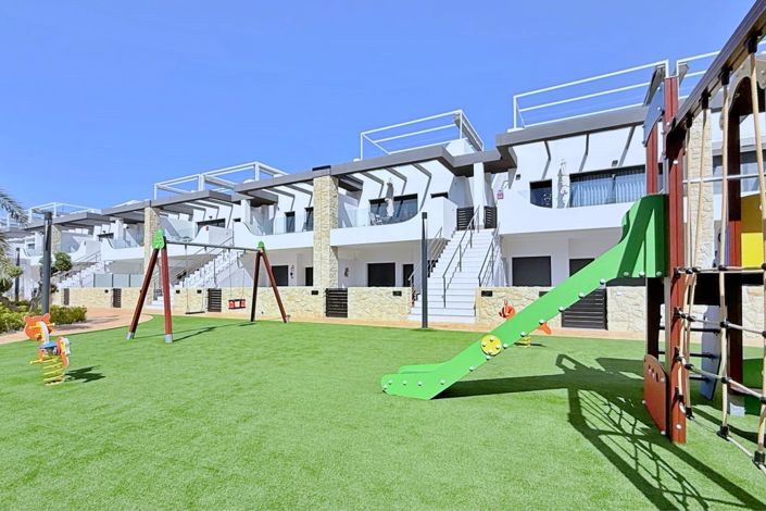 Image No.35-2 Bed Property for sale