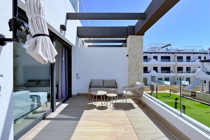 Image No.5-2 Bed Property for sale