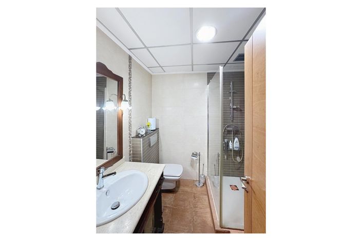 Image No.10-3 Bed Townhouse for sale