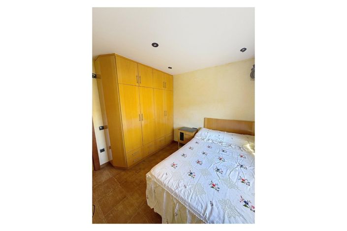 Image No.12-3 Bed Townhouse for sale