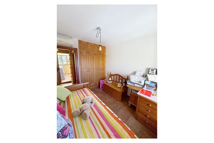 Image No.14-3 Bed Townhouse for sale