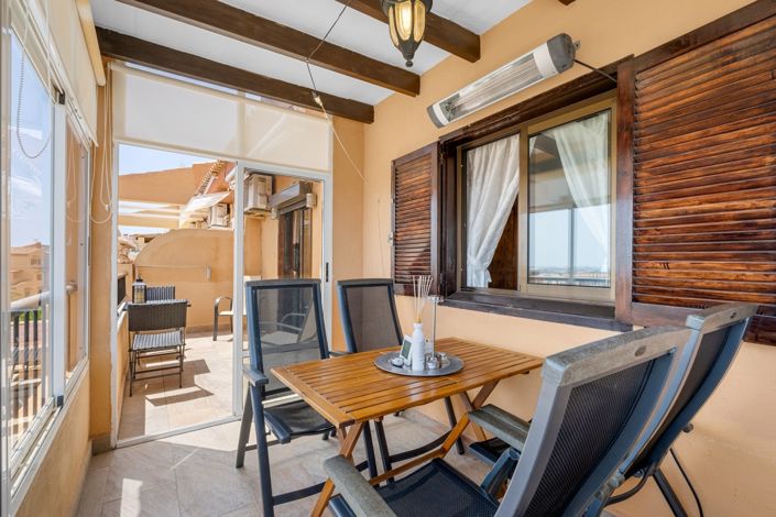 Image No.22-2 Bed Property for sale
