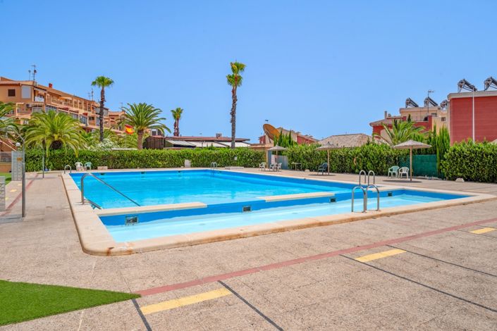 Image No.29-2 Bed Property for sale