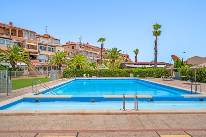 Image No.30-2 Bed Property for sale
