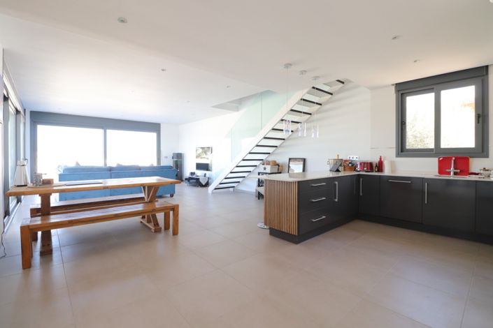Image No.8-3 Bed Villa for sale