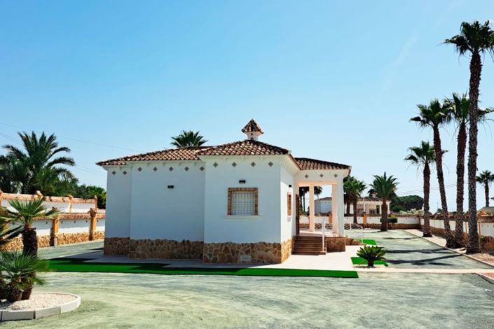 Image No.21-3 Bed Property for sale
