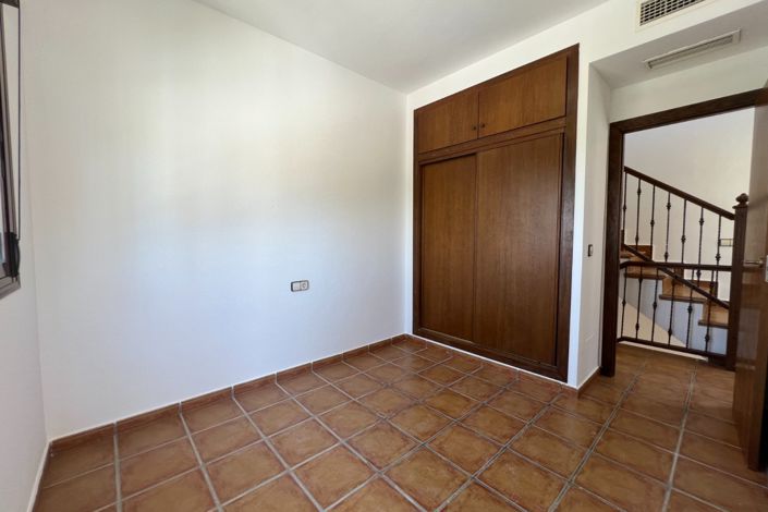 Image No.17-3 Bed Villa for sale