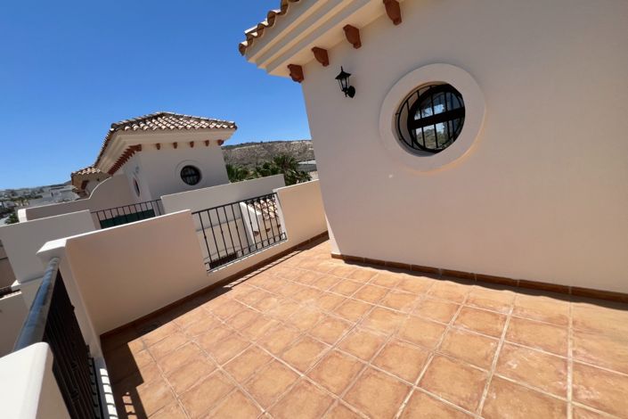Image No.28-3 Bed Villa for sale