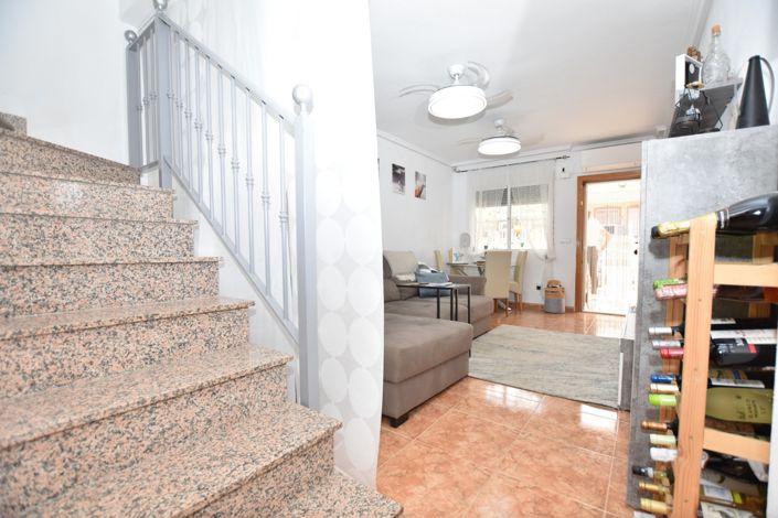 Image No.11-2 Bed Property for sale