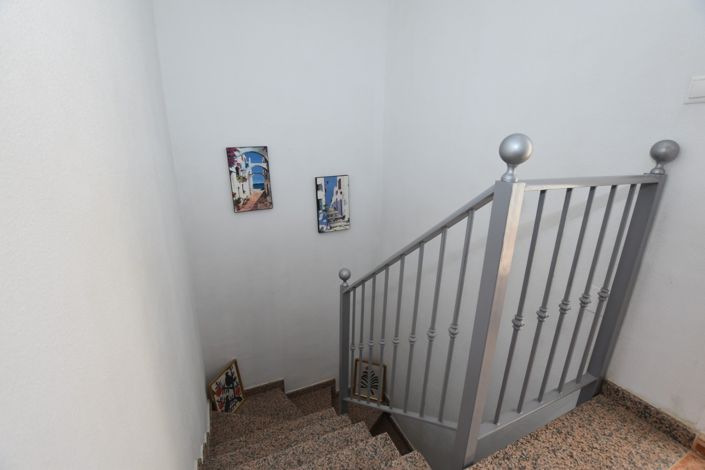 Image No.22-2 Bed Property for sale
