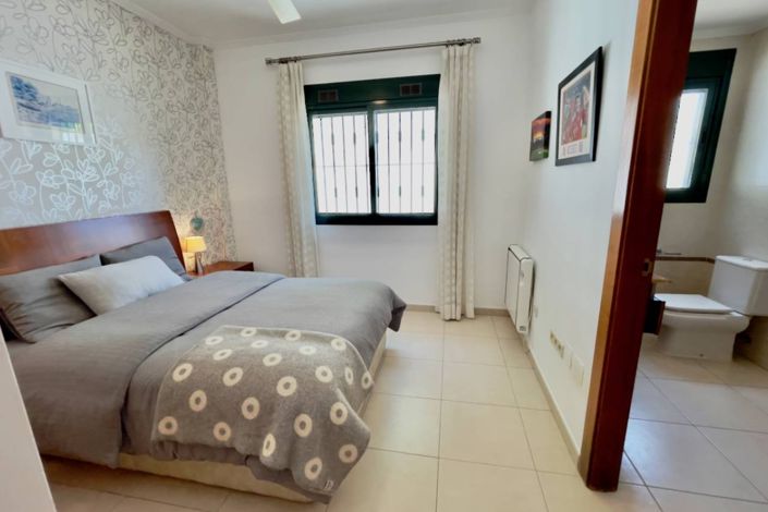 Image No.21-4 Bed Villa for sale