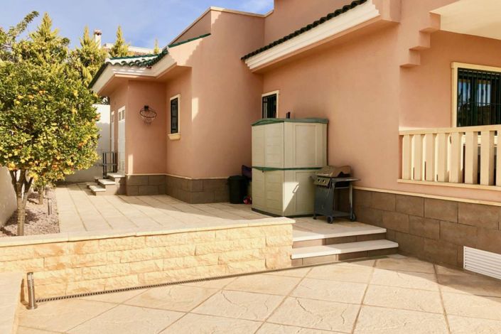 Image No.35-4 Bed Villa for sale