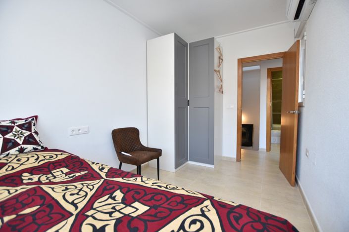 Image No.18-3 Bed Villa for sale