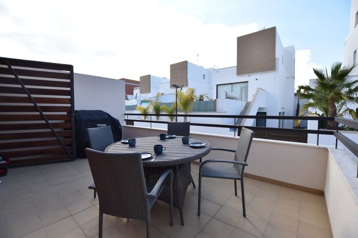 Image No.36-3 Bed Villa for sale