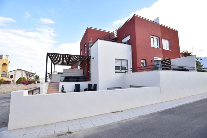 Image No.46-3 Bed Villa for sale