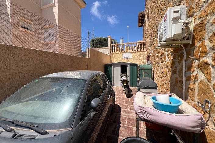 Image No.10-6 Bed Villa for sale