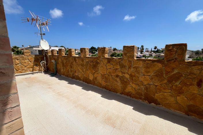 Image No.41-6 Bed Villa for sale