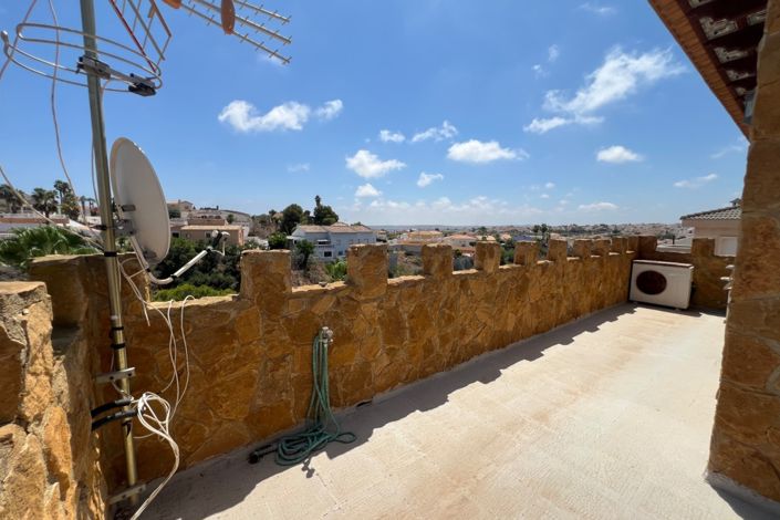 Image No.42-6 Bed Villa for sale