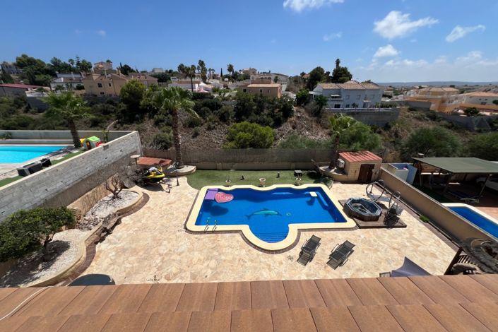 Image No.43-6 Bed Villa for sale