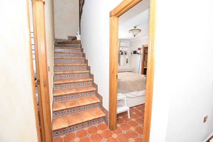 Image No.46-6 Bed Villa for sale