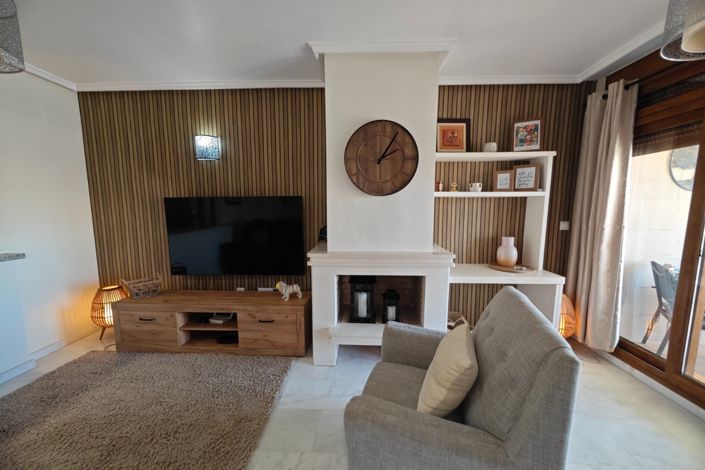 Image No.17-2 Bed Property for sale