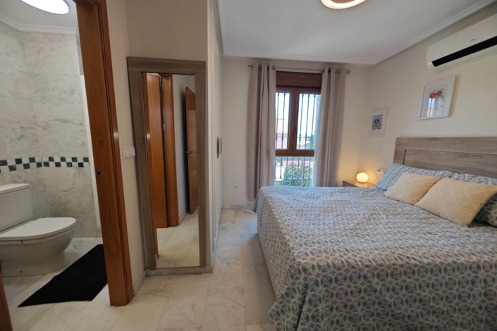 Image No.30-2 Bed Property for sale