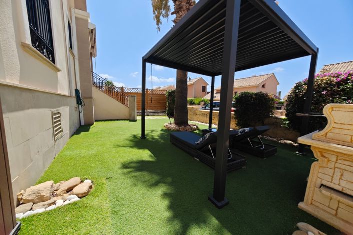 Image No.6-2 Bed Property for sale