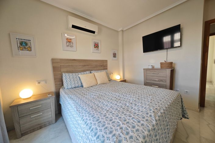 Image No.32-2 Bed Property for sale