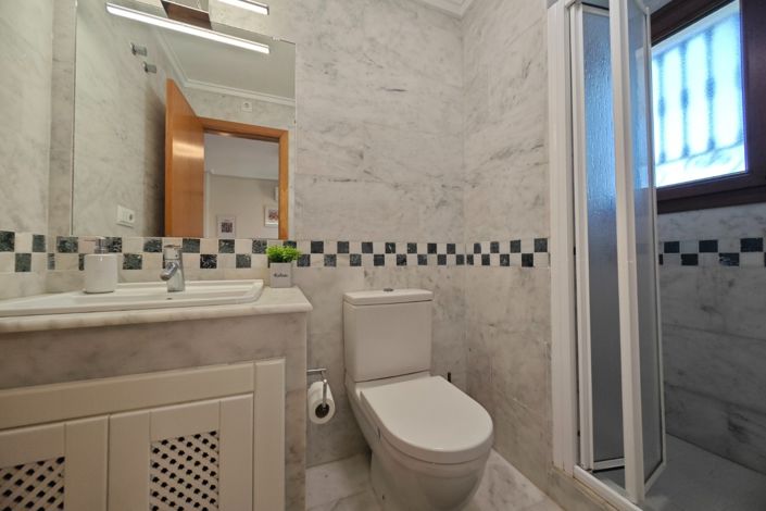 Image No.34-2 Bed Property for sale