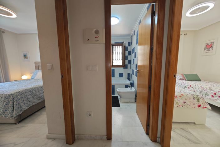 Image No.35-2 Bed Property for sale