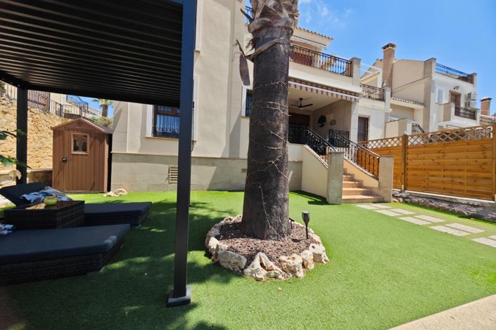 Image No.37-2 Bed Property for sale