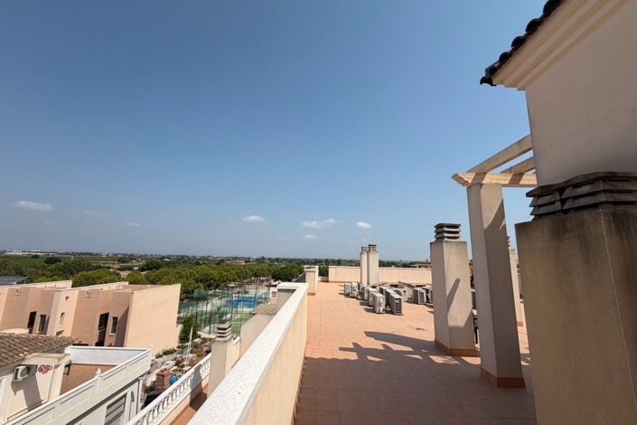 Image No.22-2 Bed Property for sale