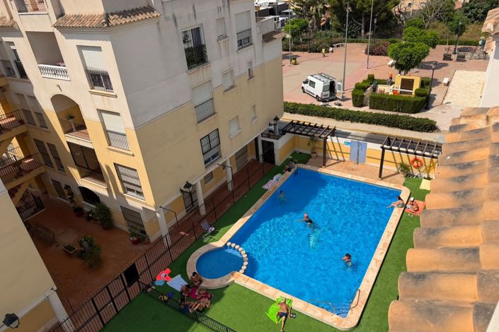 Image No.23-2 Bed Property for sale