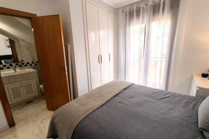 Image No.13-2 Bed Property for sale