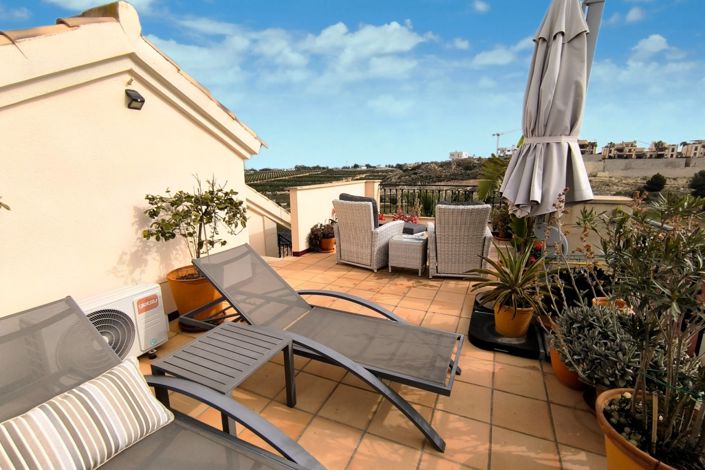 Image No.21-2 Bed Property for sale