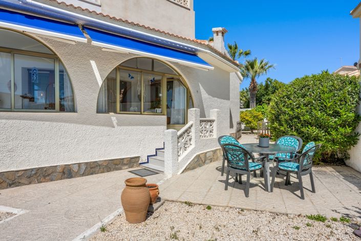 Image No.44-5 Bed Villa for sale