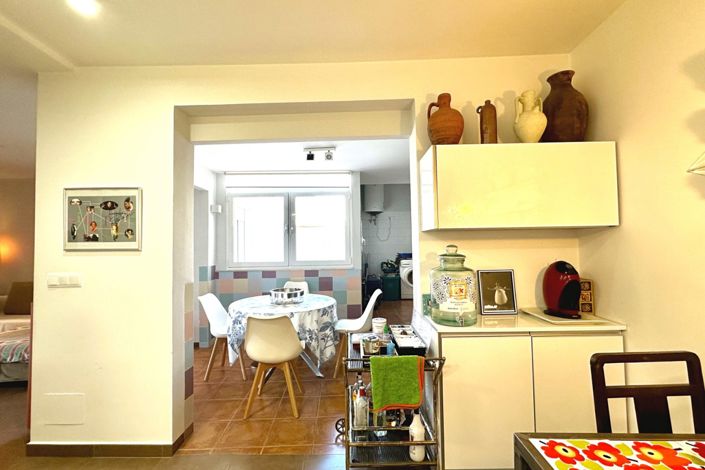Image No.8-2 Bed Property for sale