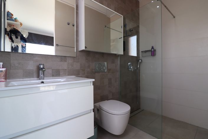 Image No.19-4 Bed Villa for sale