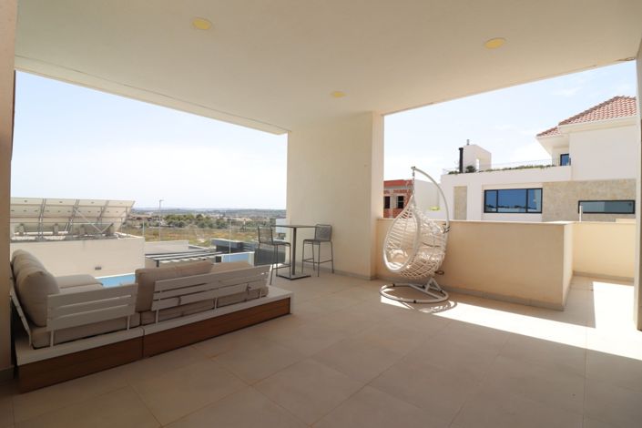 Image No.28-4 Bed Villa for sale