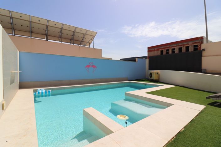 Image No.3-4 Bed Villa for sale