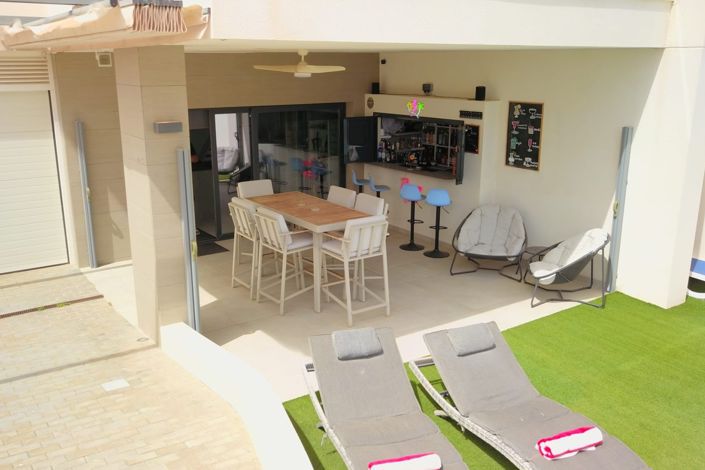 Image No.44-4 Bed Villa for sale