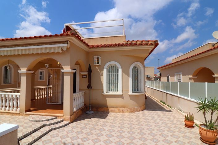 Image No.24-3 Bed Villa for sale
