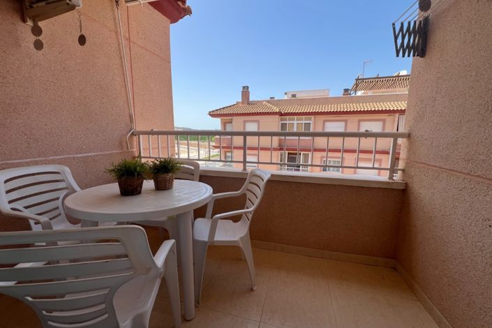 Image No.20-2 Bed Property for sale